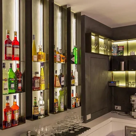 Отель Relais Metelli 4*